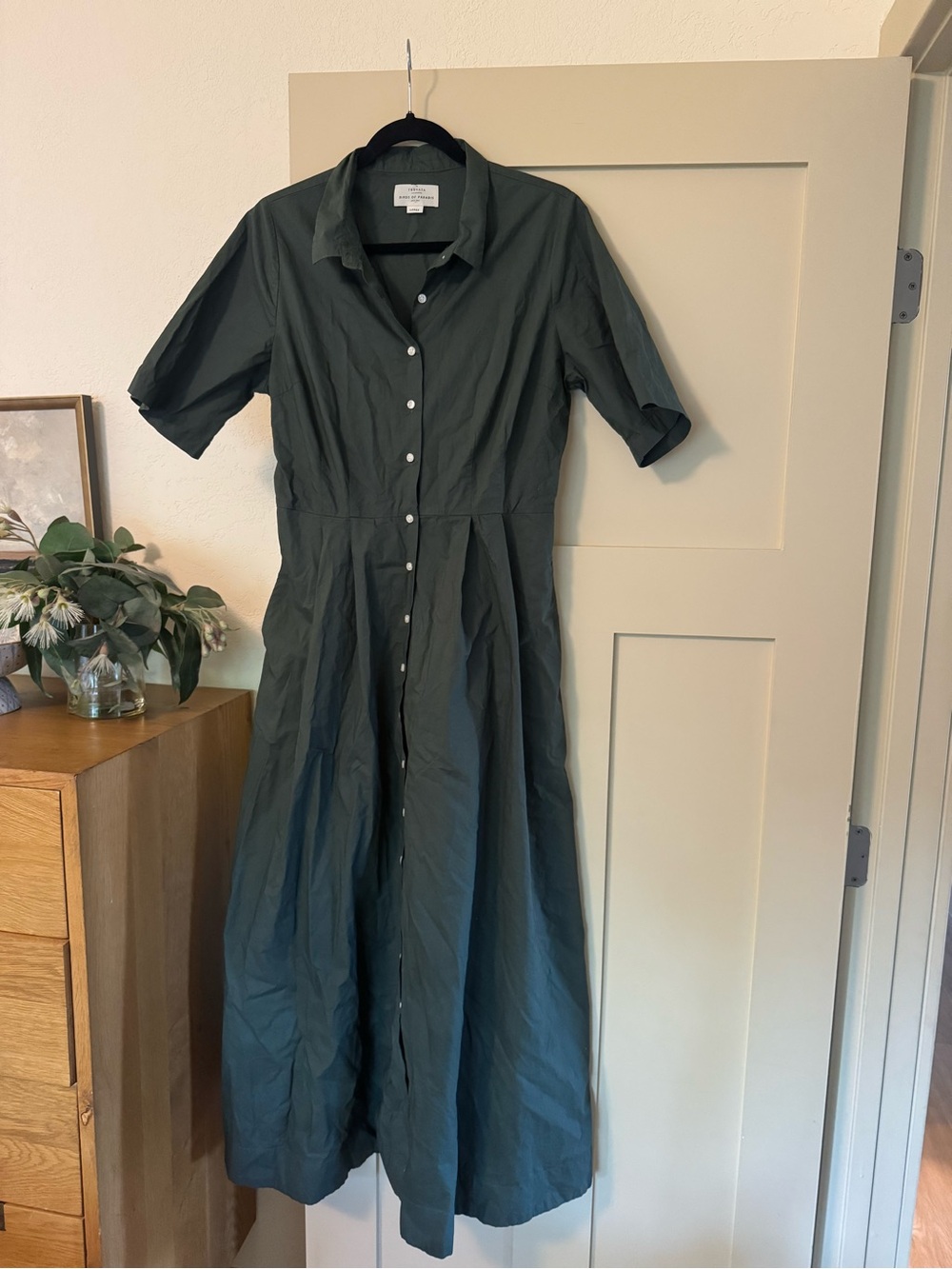 Trovata birds of paradise L Green Button Up Dress Collared